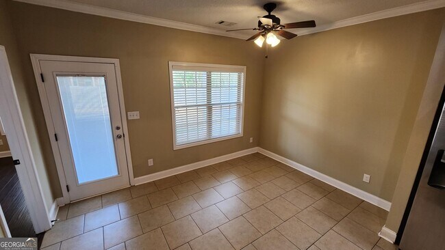 Foto del edificio - 611 Post Oak Way