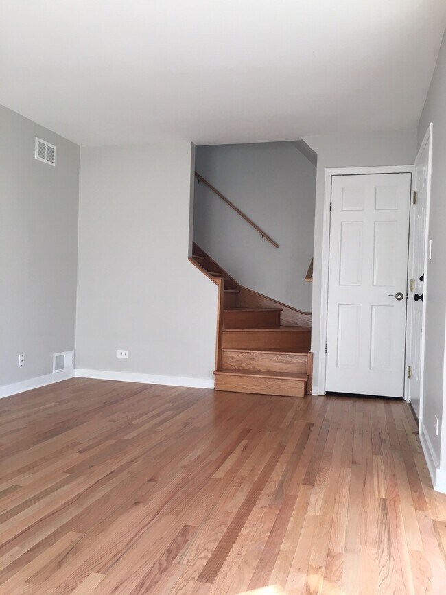 Foto del edificio - 1413 Hoffman Ave