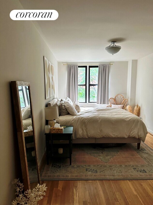 Foto del edificio - 416 E 85th St