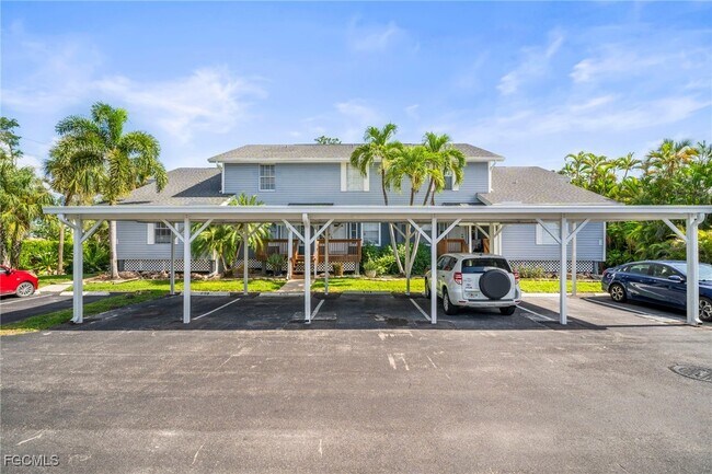 Building Photo - 6156 Lakefront Dr