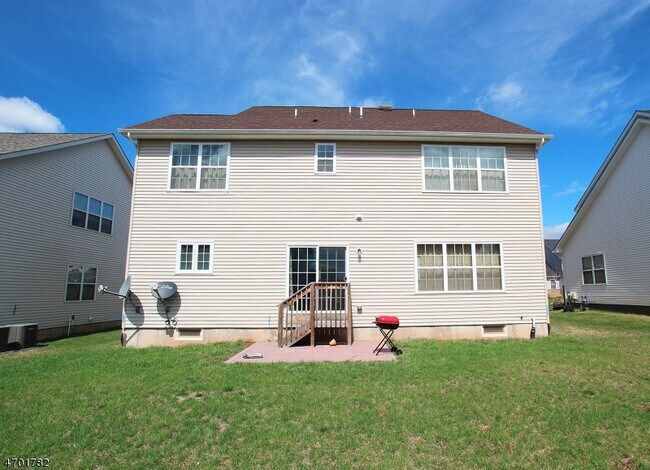 Foto del edificio - 34 Willocks Cir