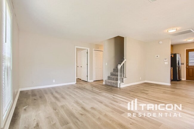 Foto del edificio - 426 Kinsey Blvd