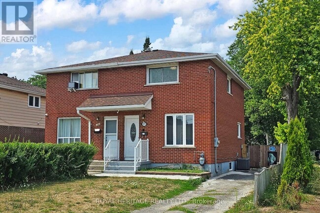 Building Photo - 1092 Cedar St