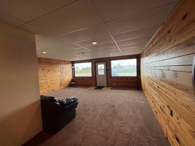 Foto del edificio - 409 Meadow Dr