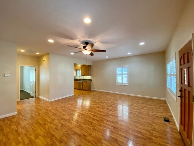 Foto del edificio - Beautiful Two Bedroom Napa Home