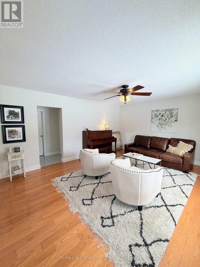 Building Photo - 68 Montreal St