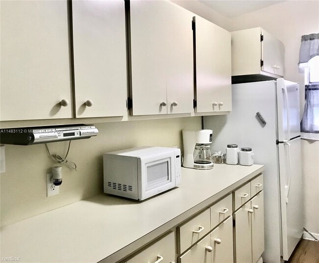 Foto del edificio - 3 br, 2 bath House - 1560 NE 42nd St