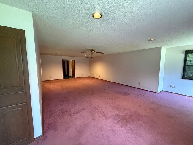 Foto del edificio - 8300 NW 15th St