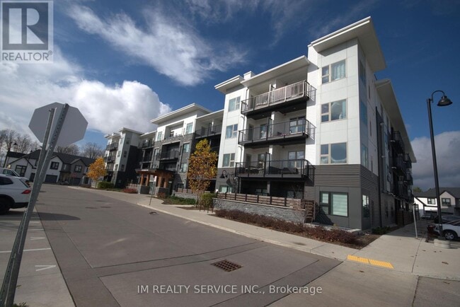 Building Photo - 110 Fergus Ave