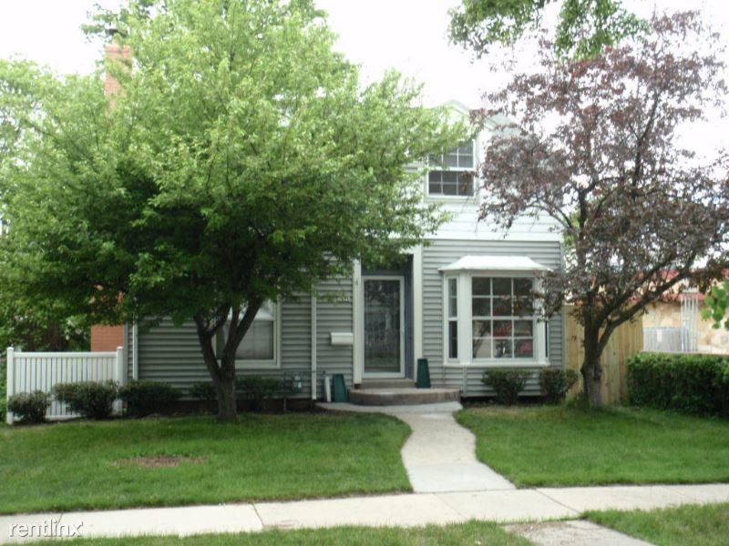 Primary Photo - 3 br, 1.5 bath House - 5577 N Lydell Ave