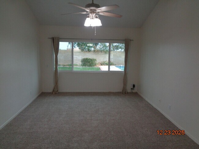 Building Photo - Beautiful Single Story Pool Home in West Lancaster with 1881 sq. ft.