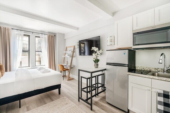 Foto del edificio - 240 W 73rd St
