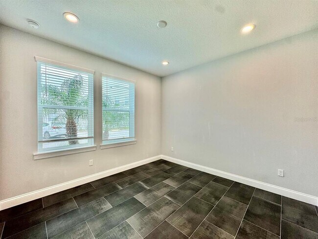 Foto del edificio - 4215 W North A St