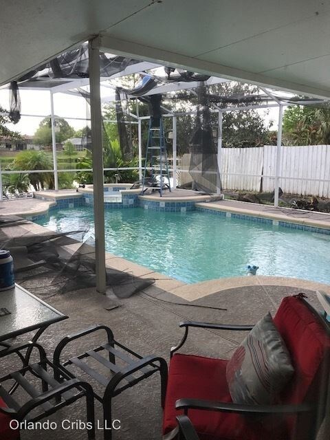 Foto del edificio - 5 br, 3 bath House - 2329 Albion Avenue