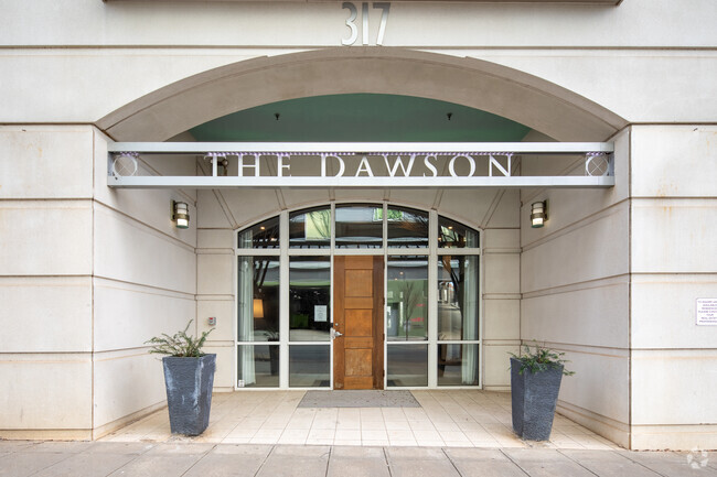 Entrada - The Dawson