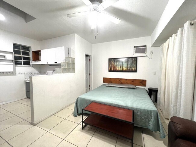 Foto del edificio - 370 NE 166th St