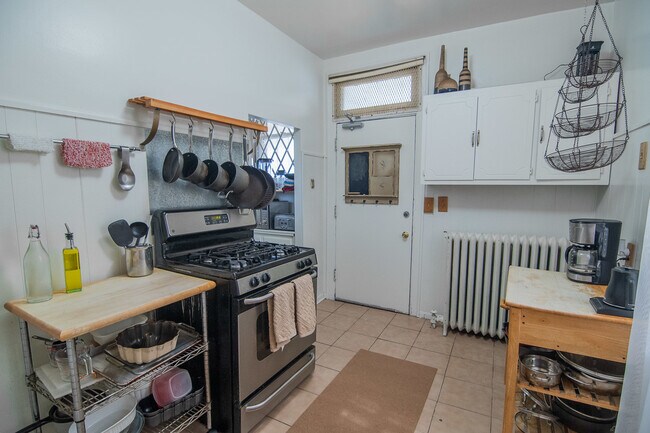 Foto del edificio - 7741 S Chappel Ave