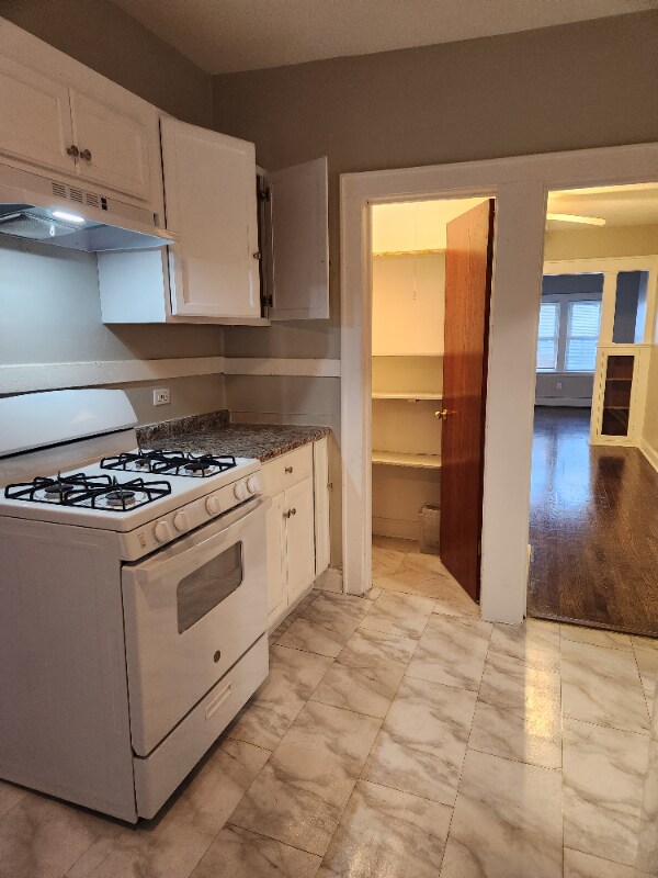 Foto del edificio - 9631 S Ave M