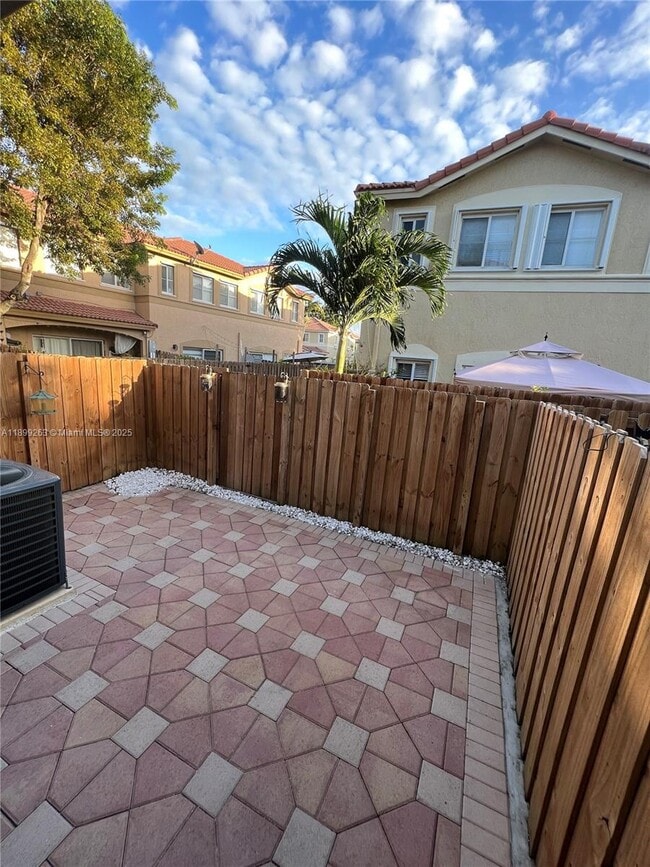 Foto del edificio - 10776 NW 84th Ln