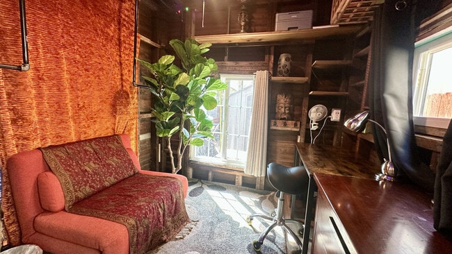 Building Photo - 4752 Lotus St