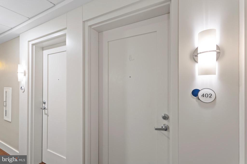 Primary Photo - 1320 Fenwick Ln