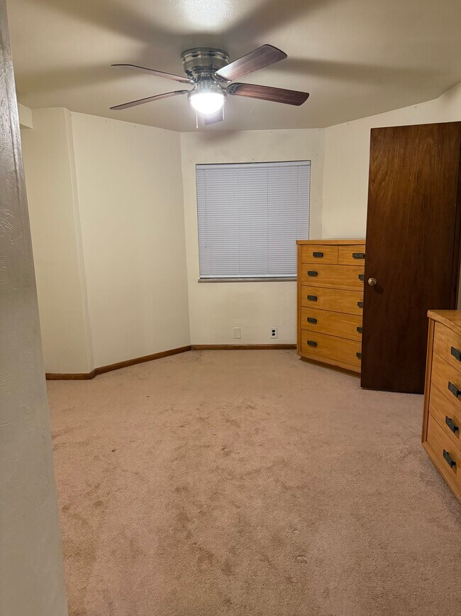 Foto del edificio - 530 Greenfield Ave