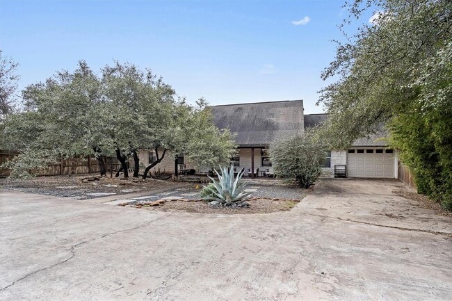 Building Photo - 15101 Mettle Dr