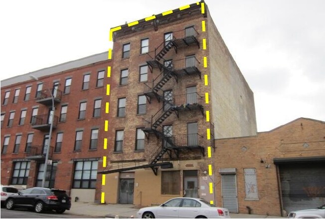 Primary Photo - 610 Dean St