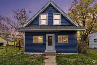 Building Photo - 1226 N Elmer St