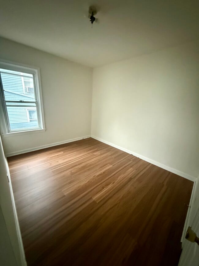 Foto del edificio - 189 Belleville Ave