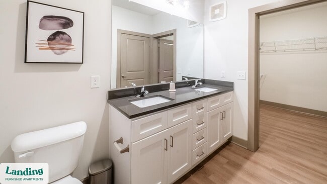 Foto del edificio - 202 Promenade Vista St