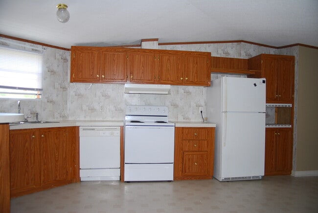 Foto del edificio - 14054 Mays Rd