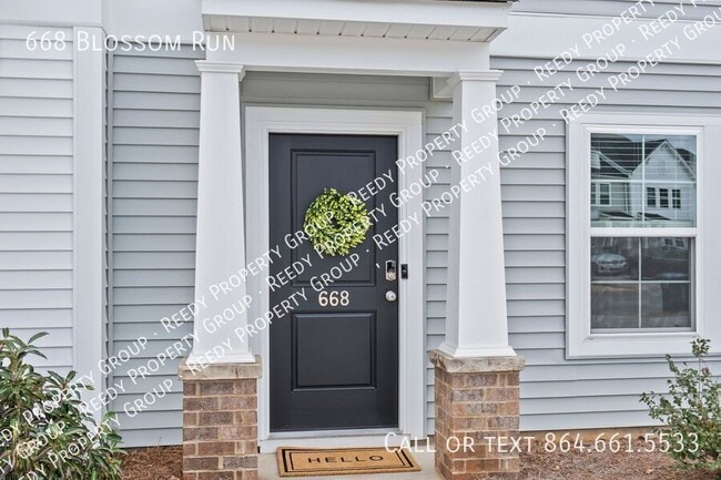 Foto del edificio - 668 Blossom Run