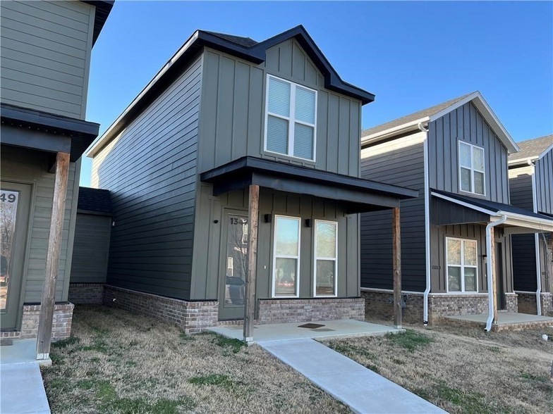 Foto principal - 1365 S Duncan Avenue Unit 2