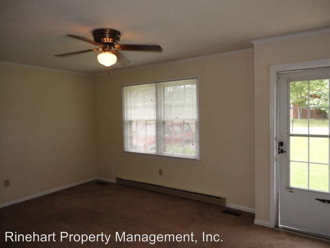 Building Photo - 3 br, 1.5 bath House - 1648 Amber Lane