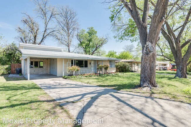 Foto del edificio - 3 br, 2 bath House - 4925 Lubbock Ave.