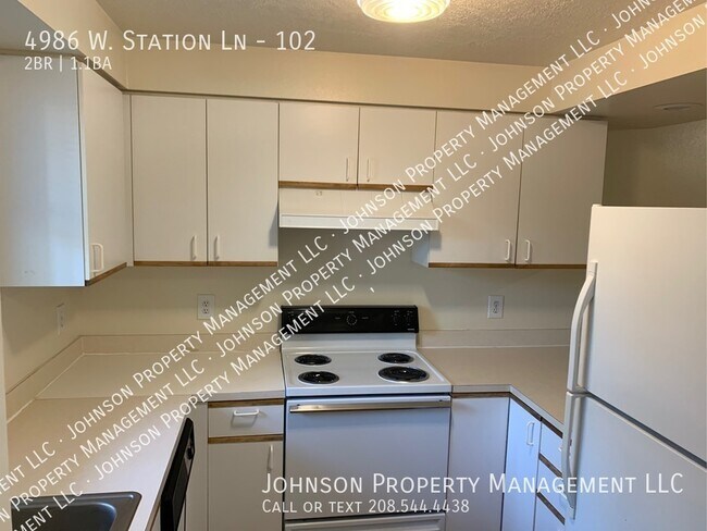 Building Photo - 4986 W Station Ln