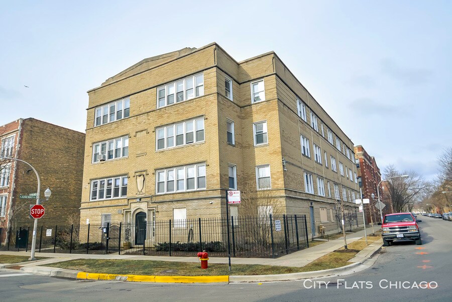 Primary Photo - 1609 W Juneway Terrace