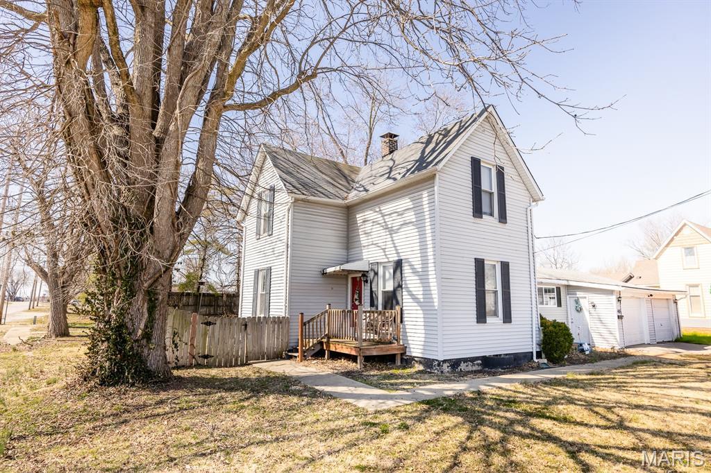 Foto principal - 415 S Oak St