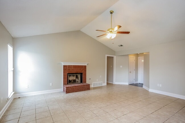 Foto del edificio - 10125 Oak Run Dr S