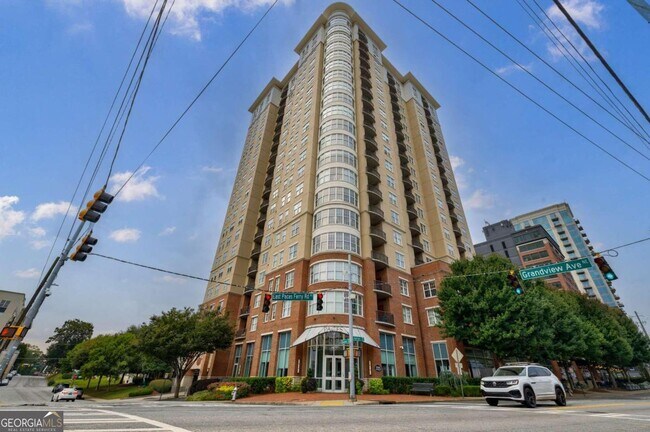Building Photo - 325 East Paces Ferry Rd NE