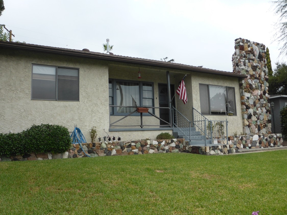 3541 Fairchild St, La Crescenta, CA 91214 House Rental in La