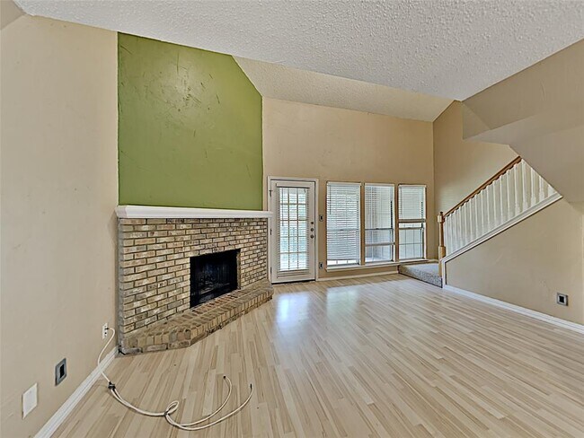 Building Photo - 5565 Preston Oaks Rd