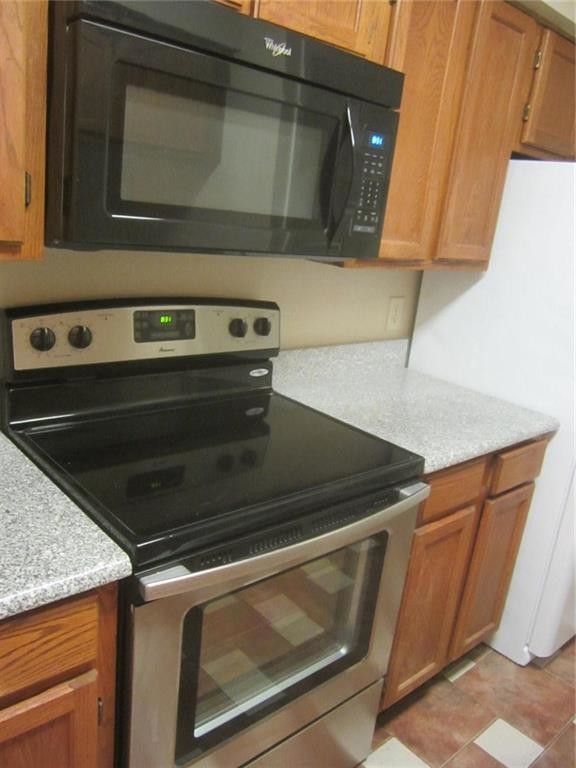 Foto del edificio - 9623 Walnut St