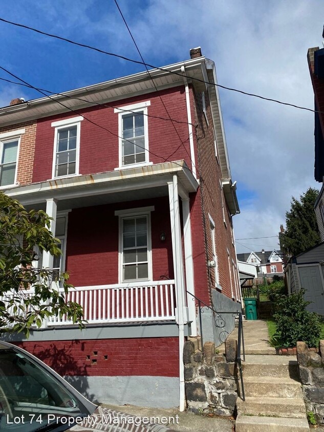630 Pawnee St, Bethlehem, PA 18015 House Rental in Bethlehem, PA