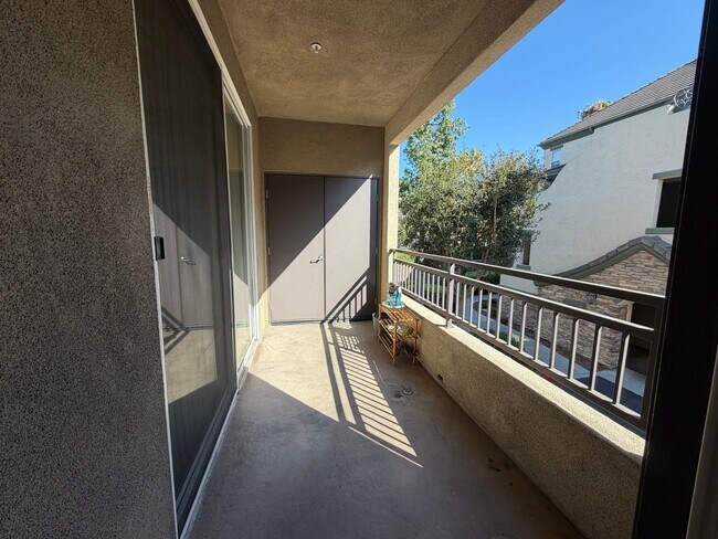 Foto del edificio - Spacious 3-Bedroom Chula Vista Home with Garage, Two Patios, Pool and Fitness Center