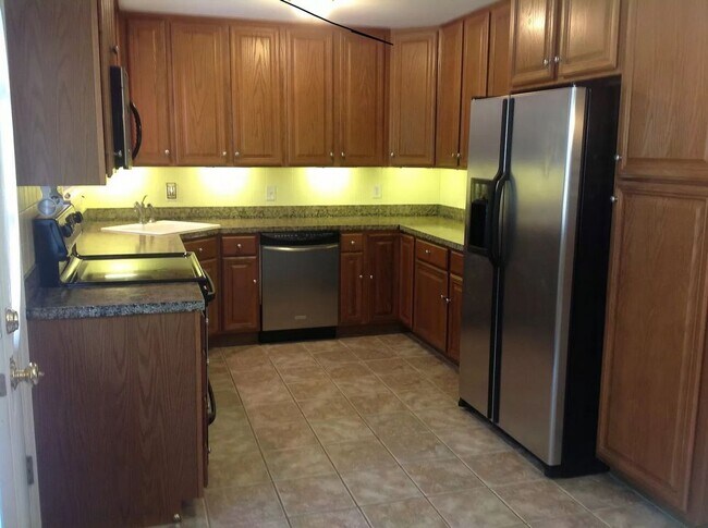 Foto del edificio - 113 Brookwood Dr