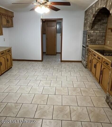 Foto del edificio - 1056 Broken Arrow Ln