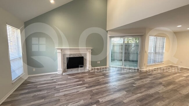Building Photo - 17910 Windflower Way