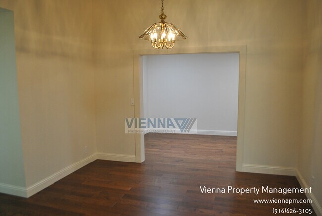 Building Photo - 4710 El Cid Ct